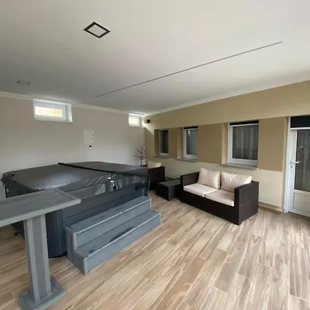 アパート Zalakarosi Zora Apartmanhaz